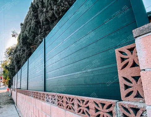 Composite fence in Los Angeles