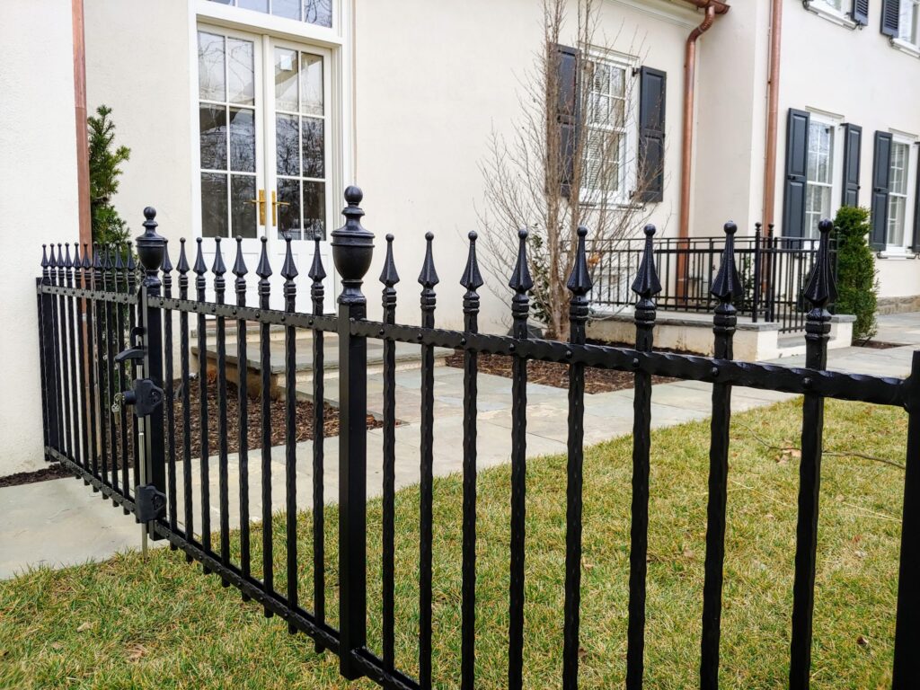 Fence company in Los Angeles - Publіkatsіia-v-blozі-globusgatescom-29032024-09 41 58-18035