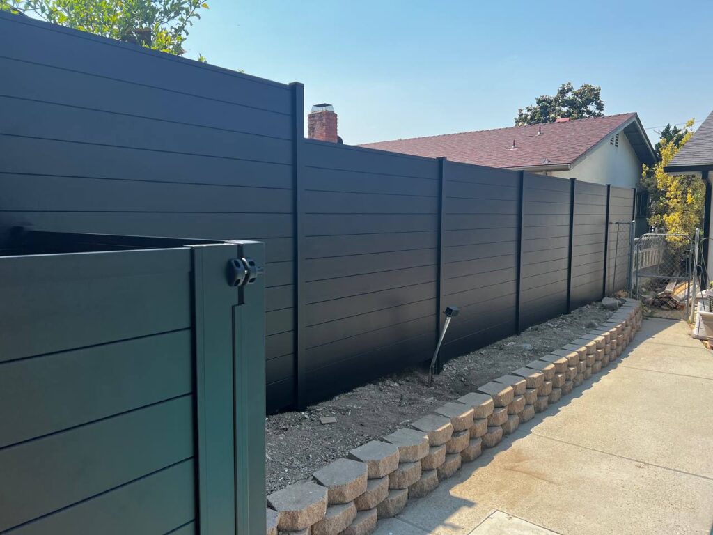 Fence company in Los Angeles - Photo 17 2024-11-16 21-59-49