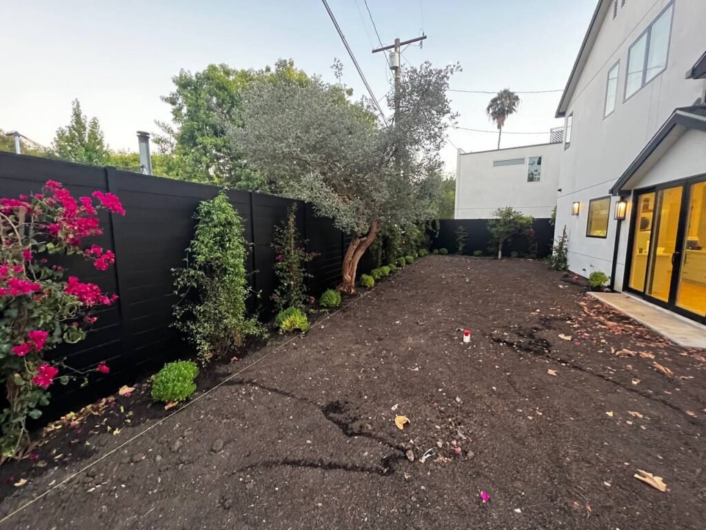 Fence company in Los Angeles - Photo 5 2024-11-16 21-59-00