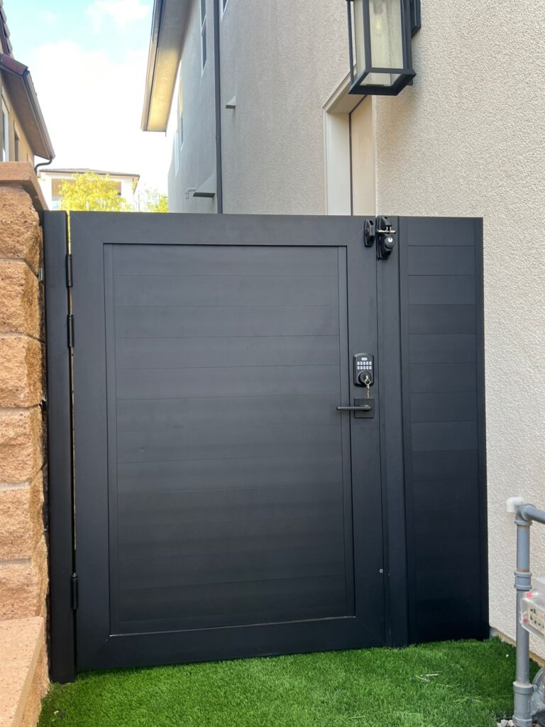 Fence company in Los Angeles - 56efce4b