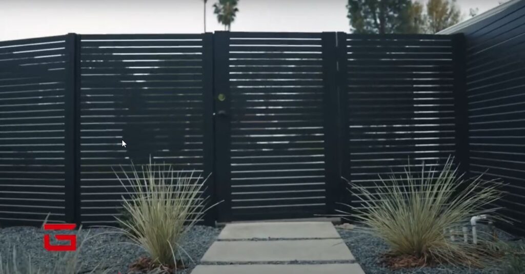 Fence company in Los Angeles - Diy-aluminum-fence-installation