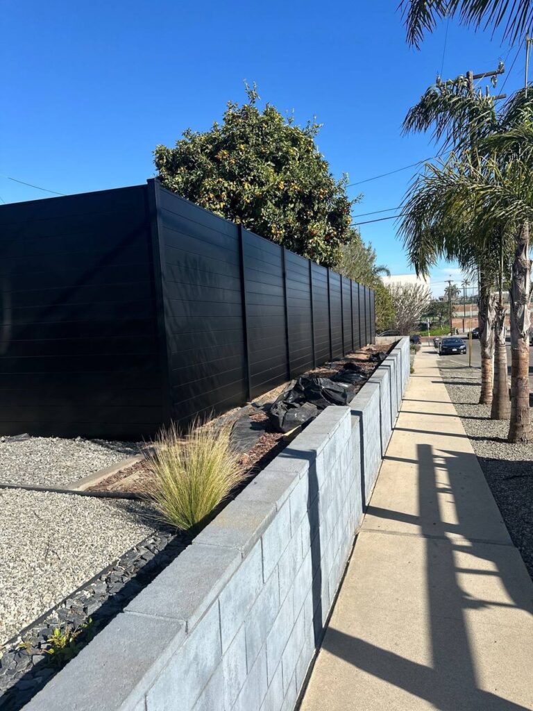 Fence company in Los Angeles - Photo-3-2025-01-27-06-45-07