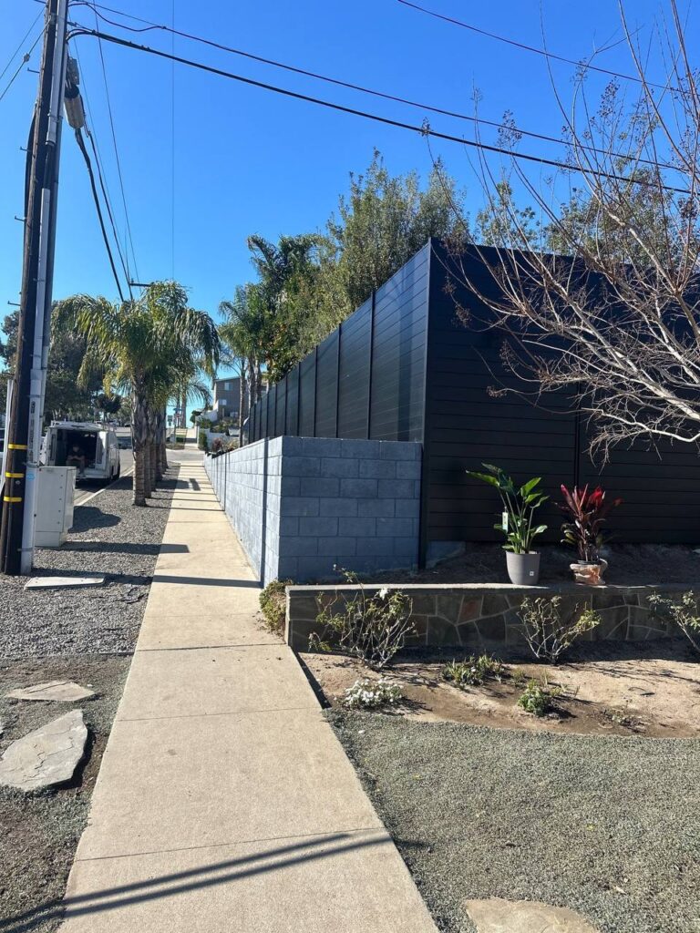 Fence company in Los Angeles - Photo-7-2025-01-27-06-45-07