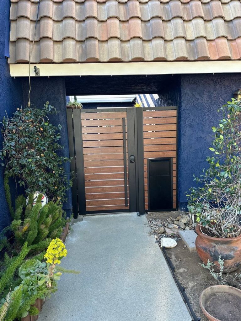 Fence company in Los Angeles - Photo-8-2025-02-06-03-35-04