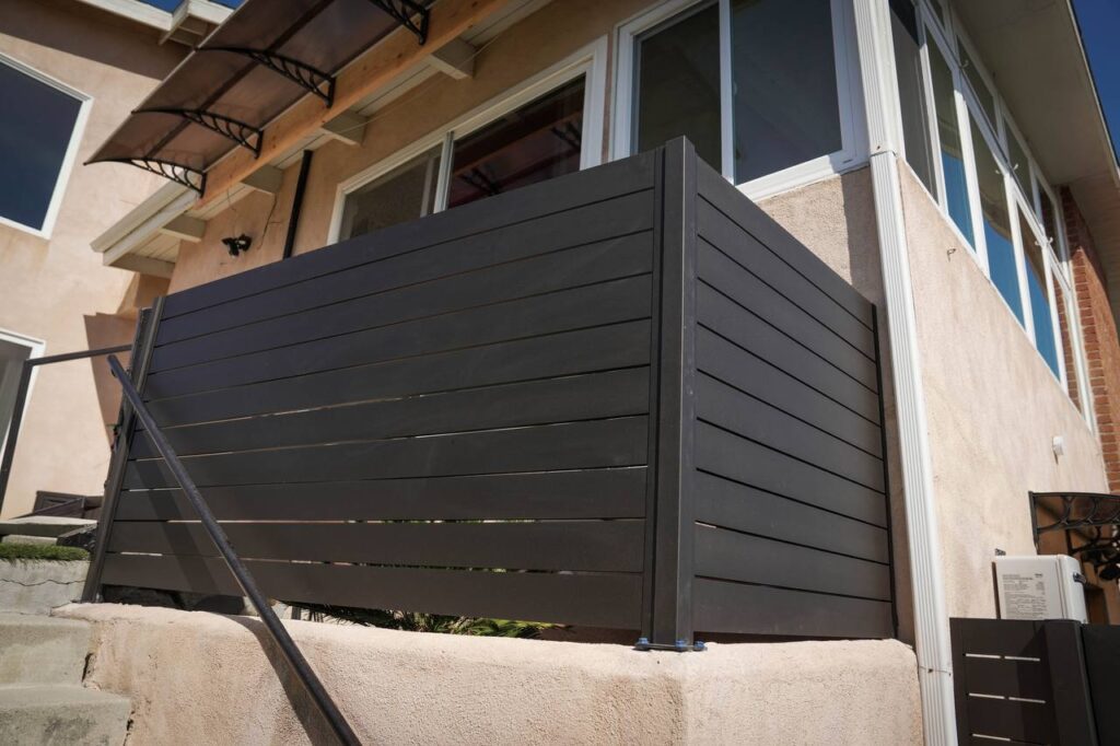 Fence company in Los Angeles - Photo-9-2024-11-16-03-52-46