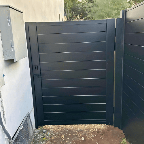 Fence company in Los Angeles - 1