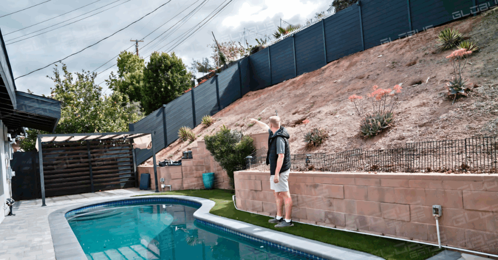 Fence company in Los Angeles - Stylish and secure top aluminum fence styles in newport beach