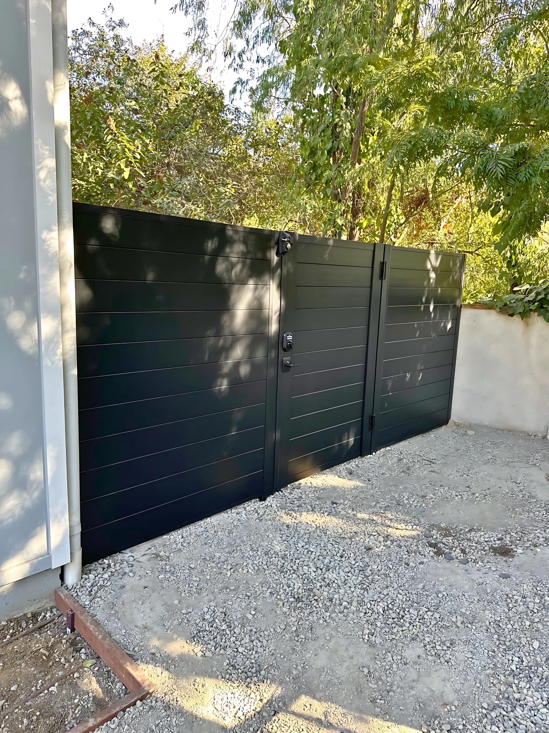 Fence company in Los Angeles - 3910daca274a48b6ba026469b5f656fd-scaled