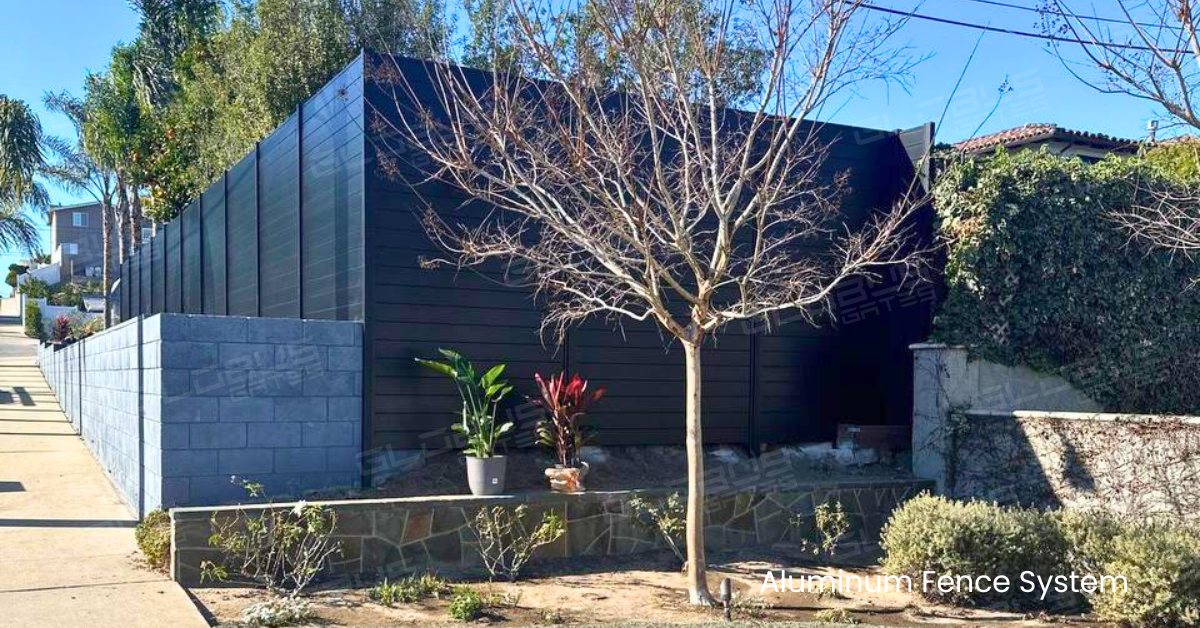 Best fencing materials for coastal La Jolla