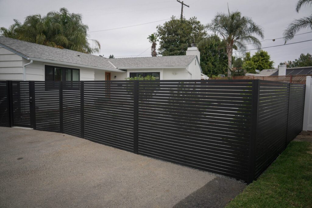 Fence company in Los Angeles - 77dafafb-06c1-4657-b168-5dca35707f70