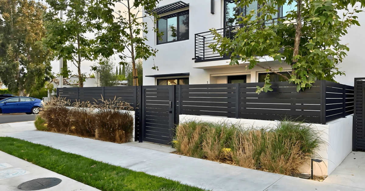 Fence company in Los Angeles - 14