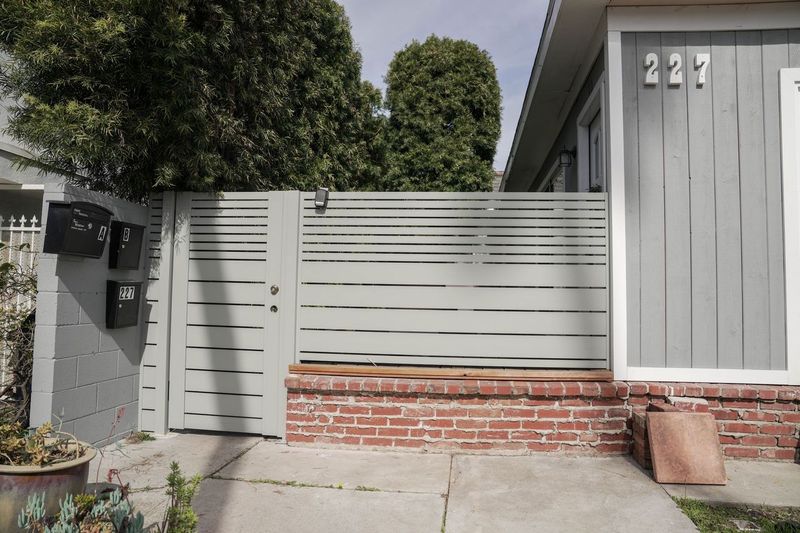 Gate Installation Costs and Factors in San Francisco