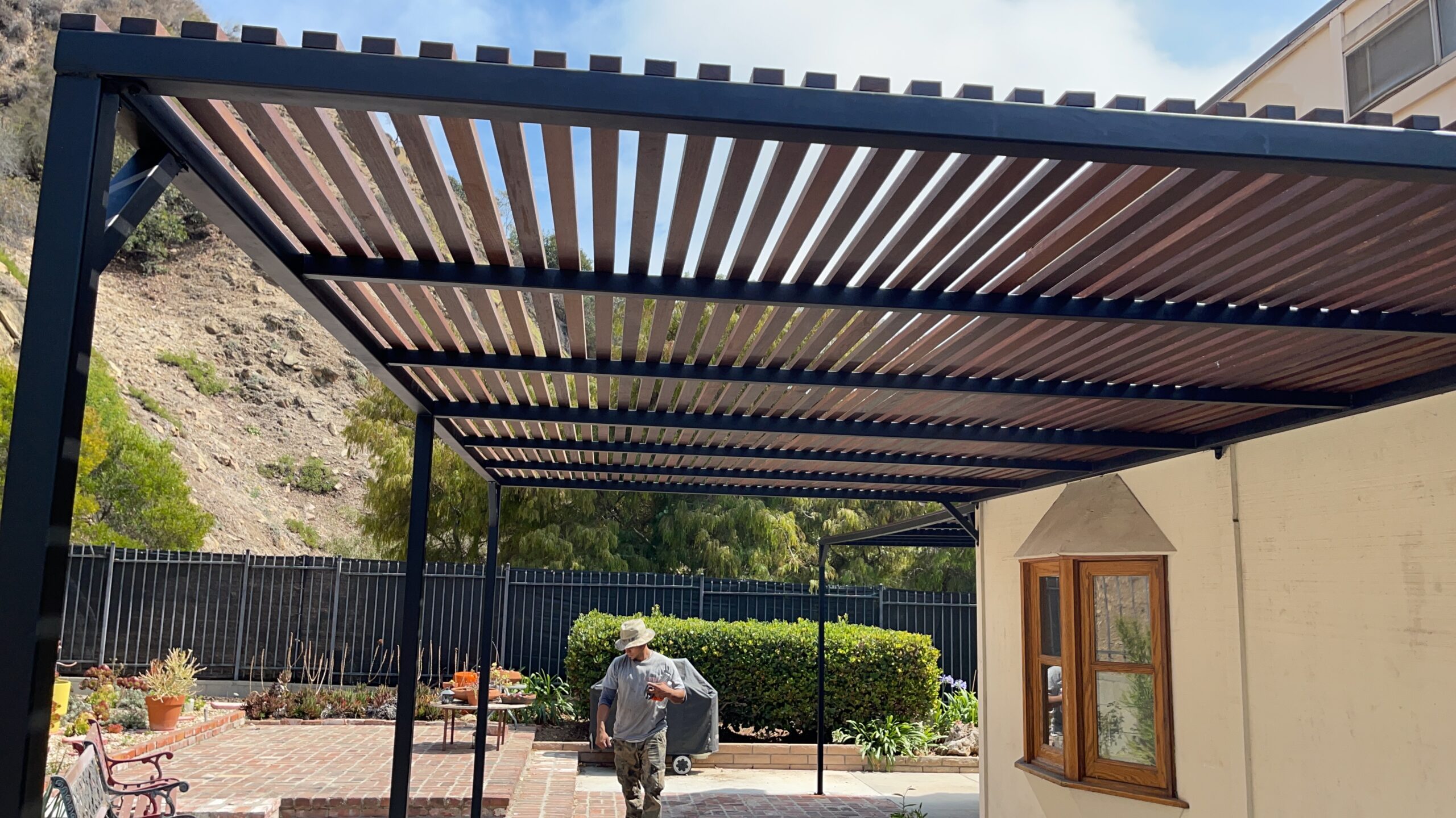 Materials that architects specify most (wood, aluminum, and hybrid builds)