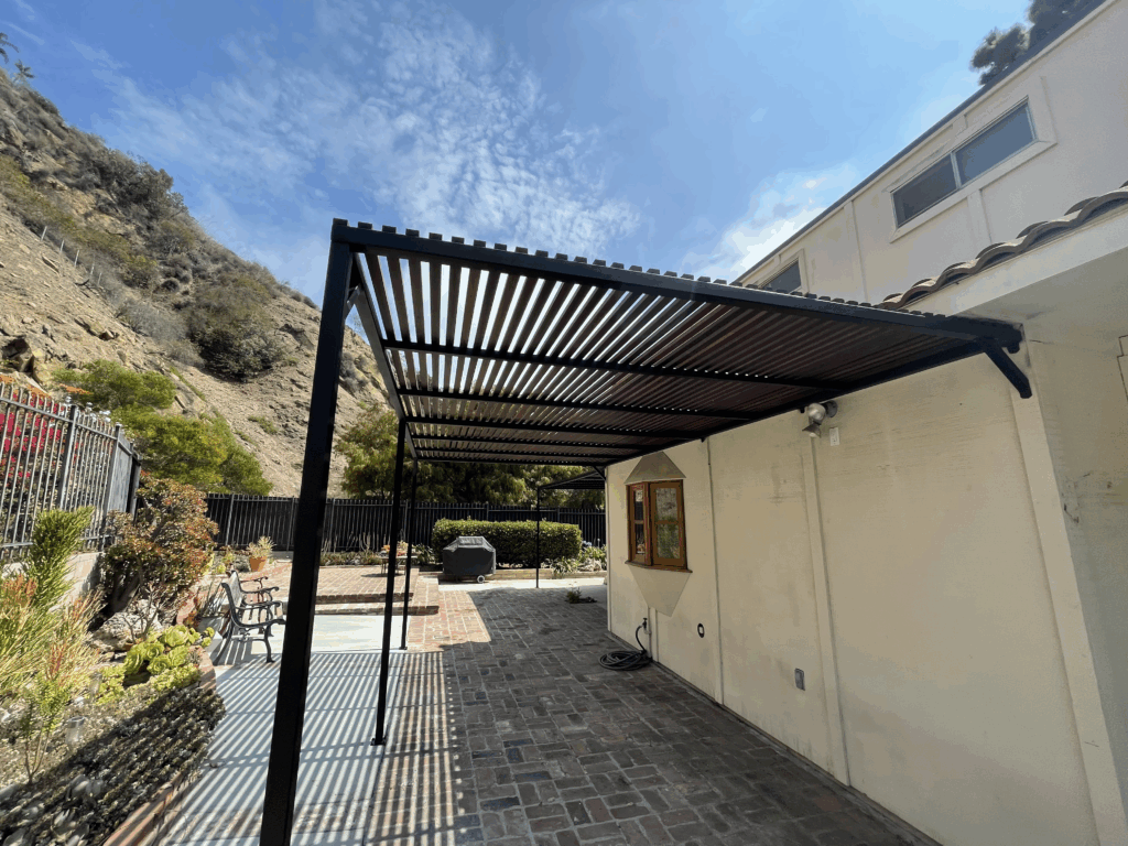 Slat pergola