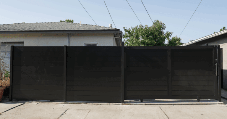 Sliding Driveway Gate in California: Design Options, Safety options