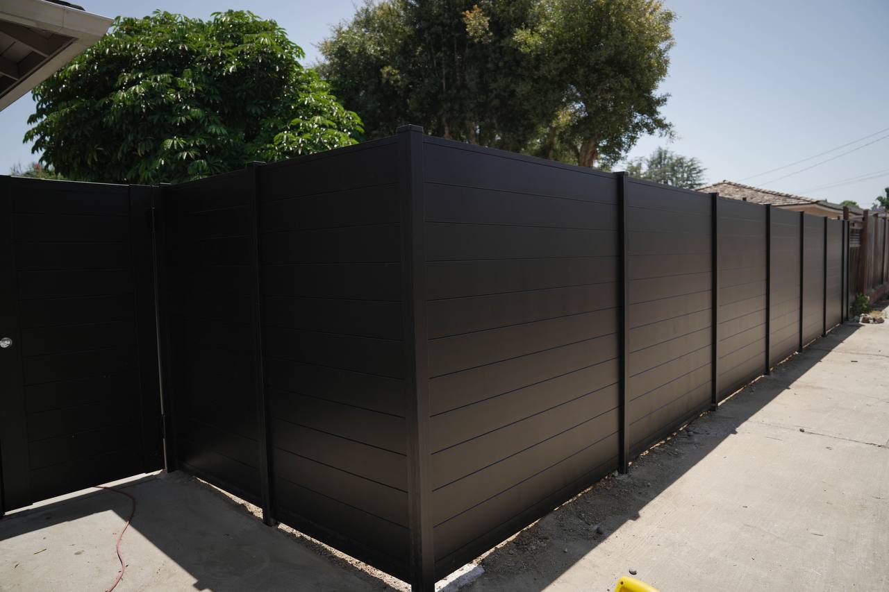 Fire-Smart Fence Design: Placement, Gaps, and “Defensible Space” Details