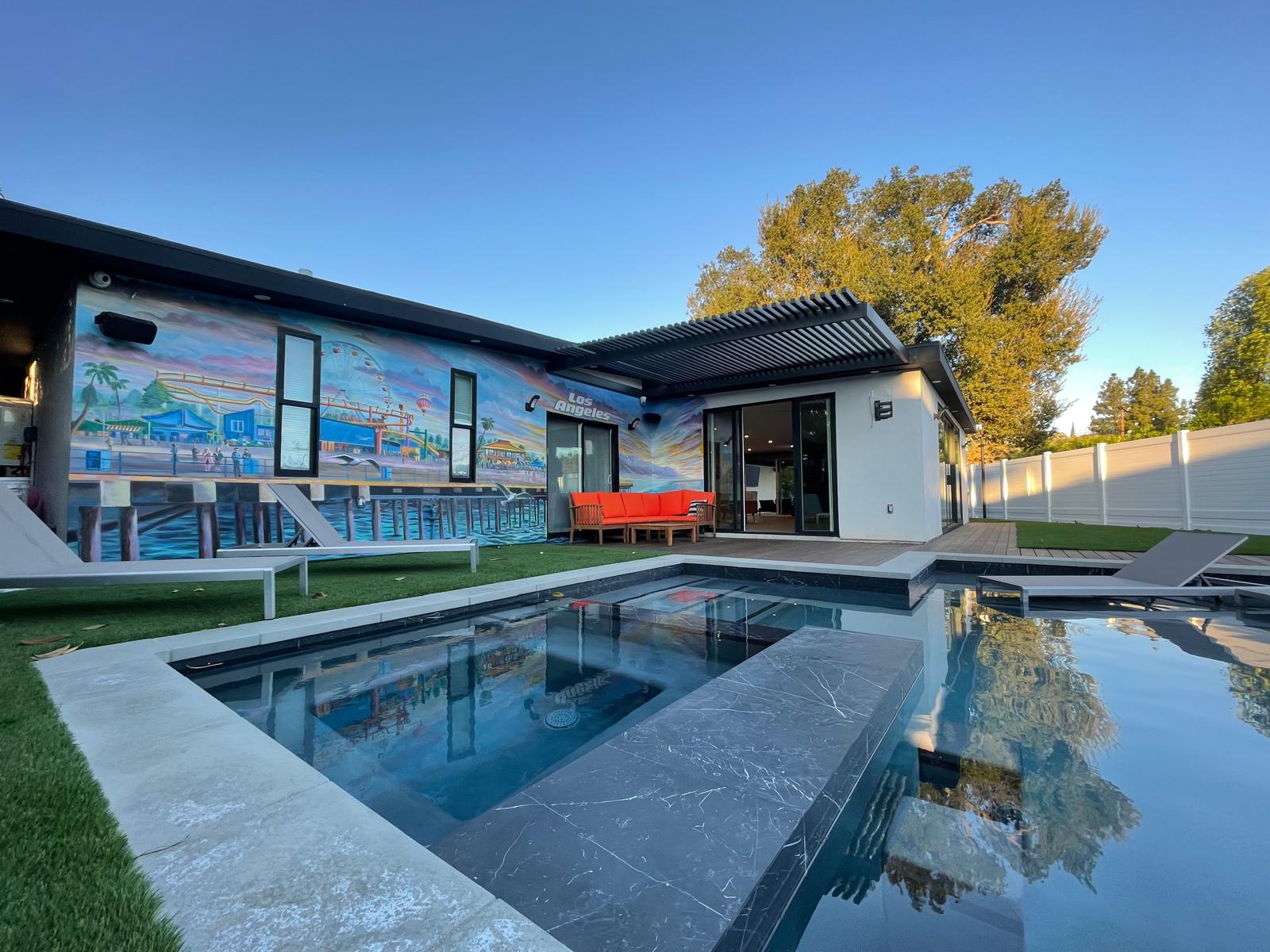 Cantilever patio fire pit area