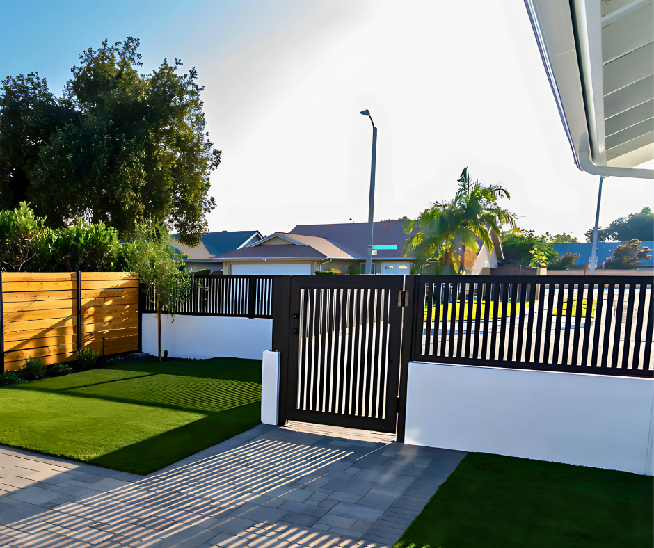 Profile 20 aluminum gate with narrow vertical slats for modern residential entrance