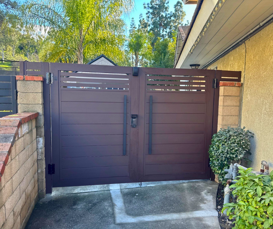 Profile 50-60 T&G aluminum gate with full privacy tongue and groove infill panel