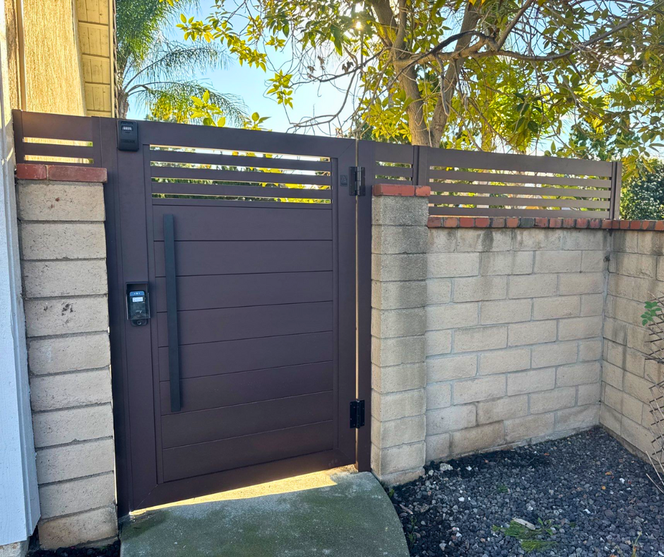 Aluminum Profile 50-60 T&G swing gate in anthracite gray for secure garden entrance