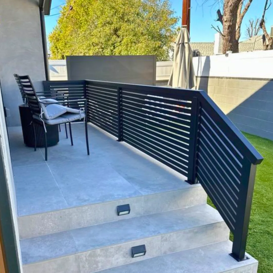Architectural aluminum feature