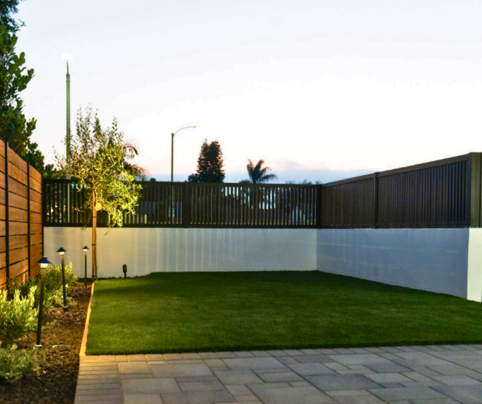 Profile 20 aluminum privacy fence installed at villa perimeter