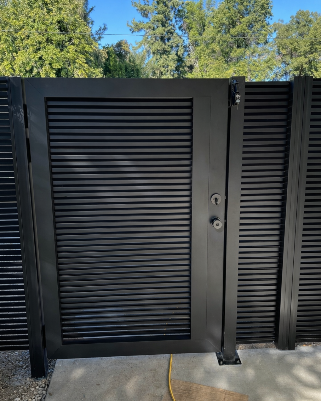 AeroLouver privacy fence