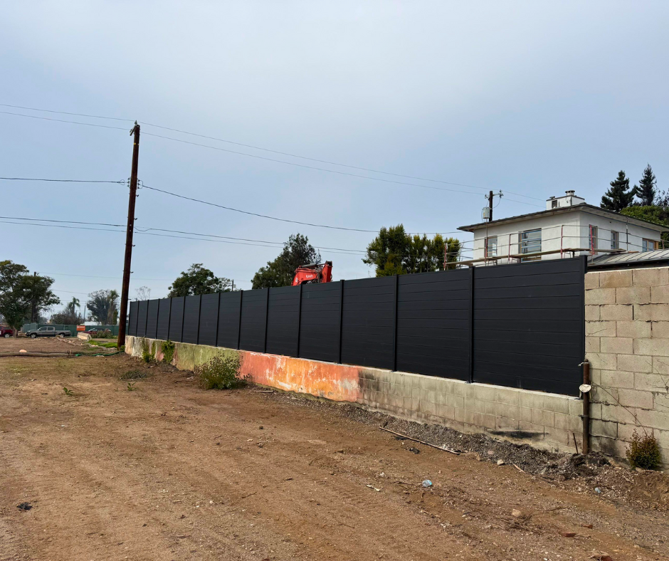 Close-up of aluminum Profile 50-60 T&G fence slat with interlocking groove detail