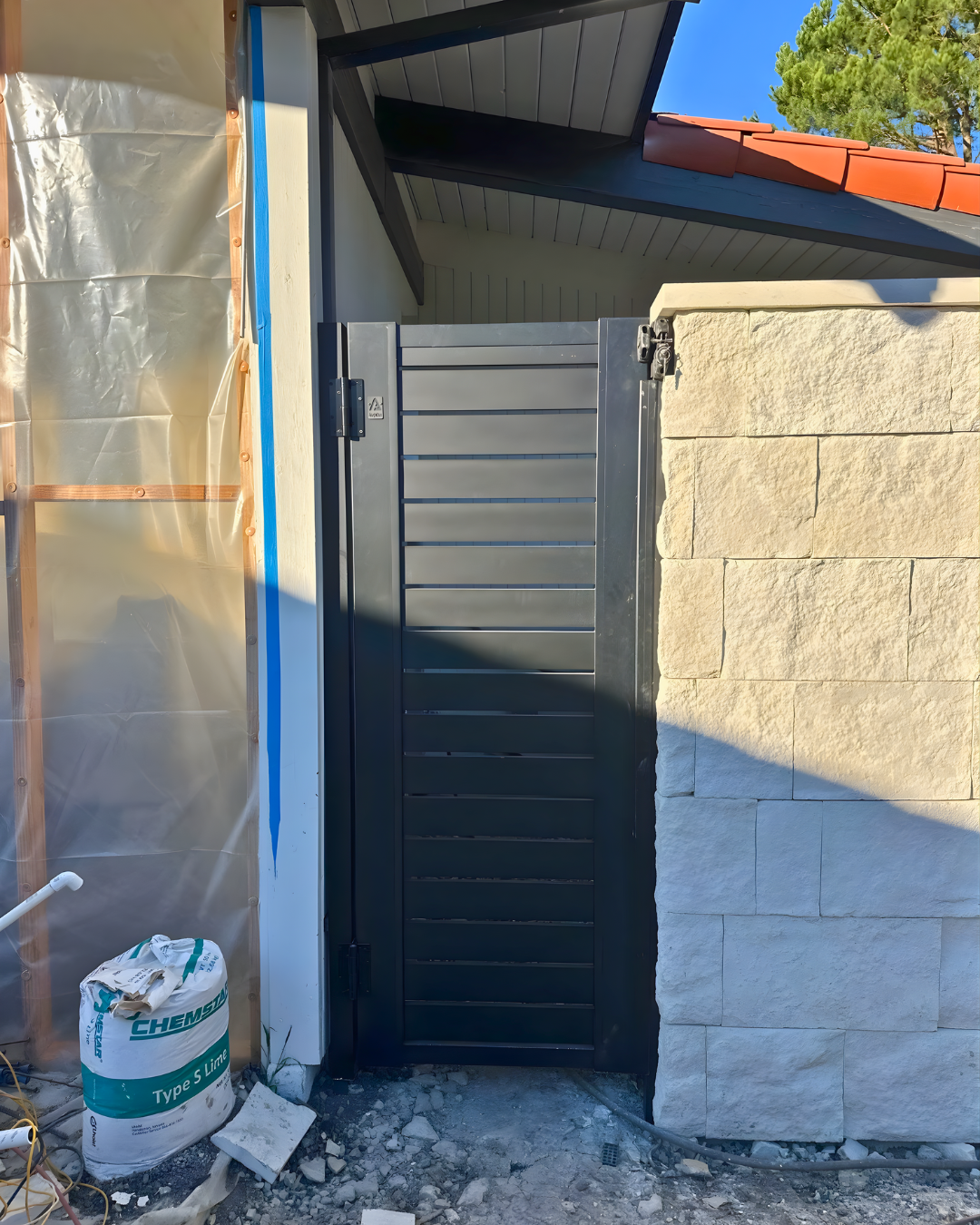 DIY aluminum gate kit for residential use with corrosion-resistant finish