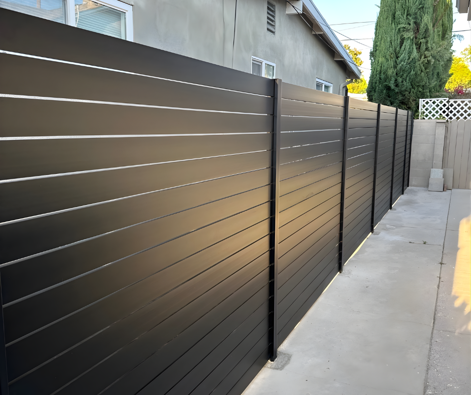 Profile 40 alu fence panel detail with smooth surface and precise spacing